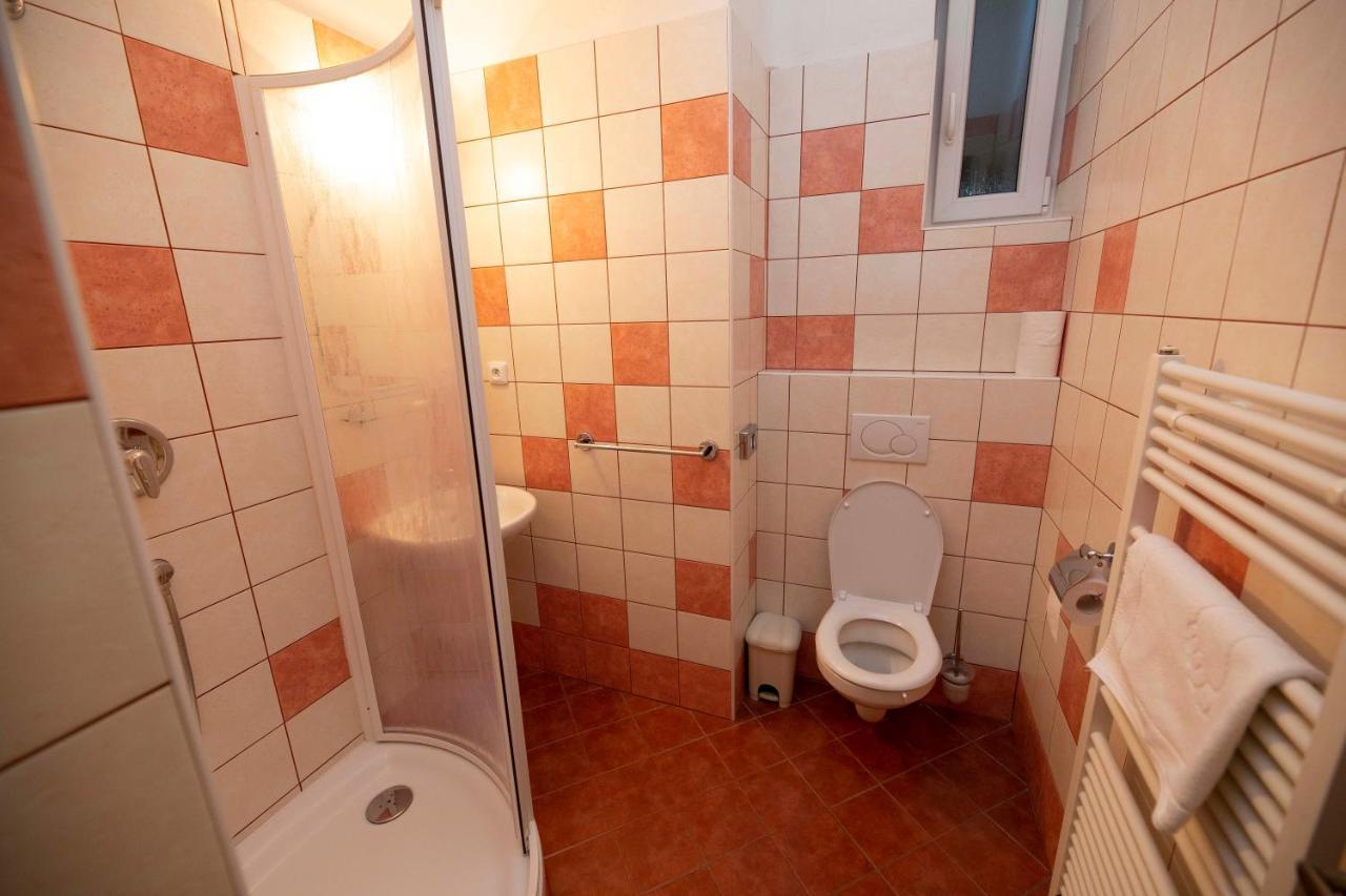 Pension Fontana Podebrady Bagian luar foto